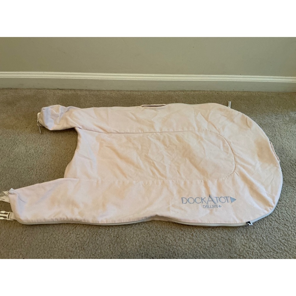 Dockatot deluxe+ pink ribbed cover